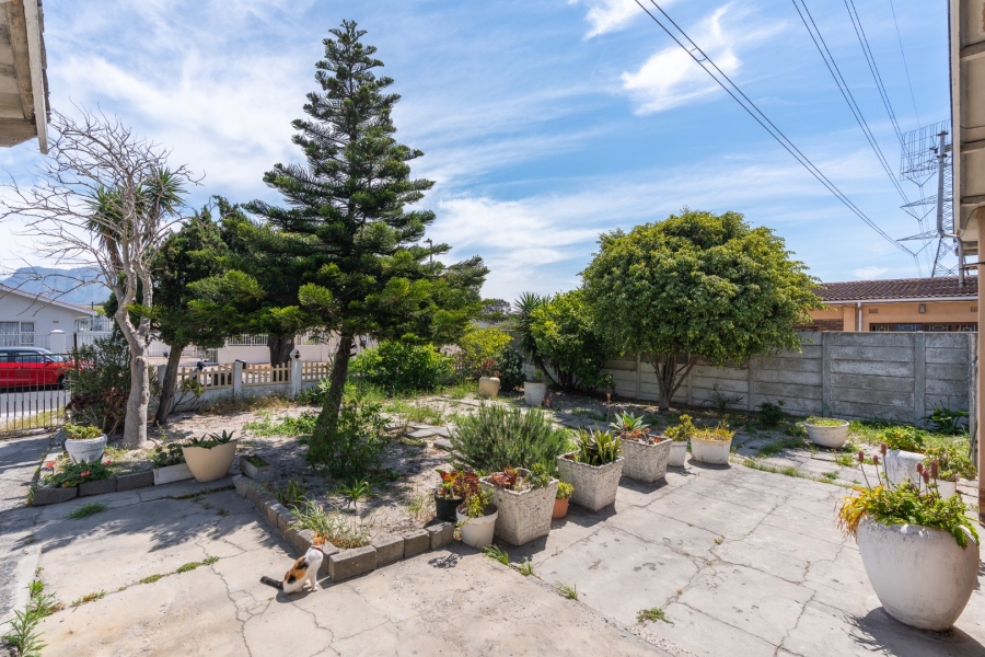 3 Bedroom Property for Sale in Gatesville Western Cape